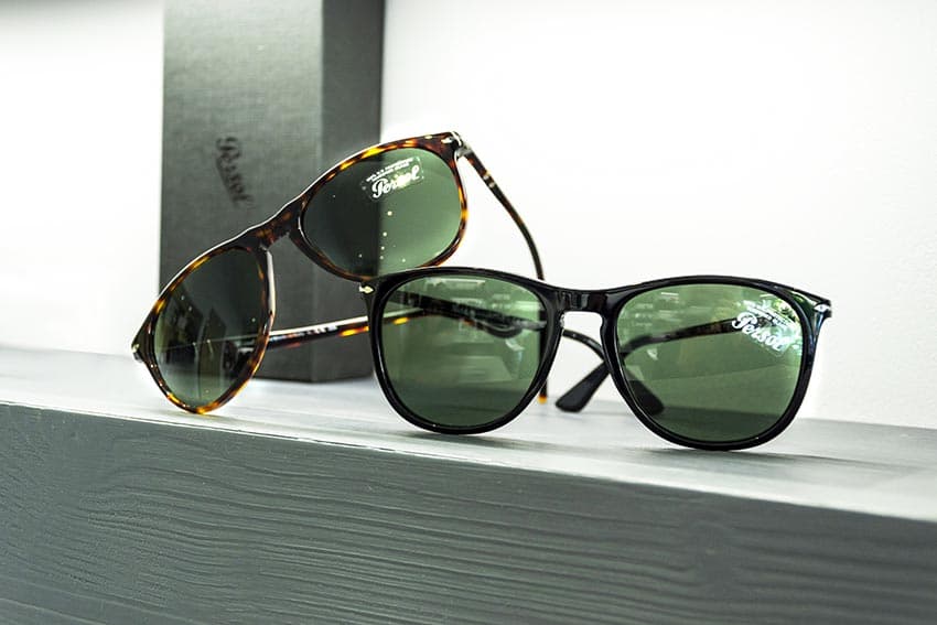 Occhiali da sole Persol in esposizione